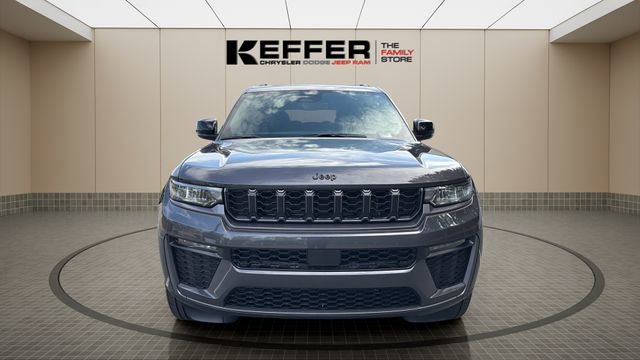 New 2026 Jeep Grand Cherokee L Limited w/ Limited Altitude Package image 8