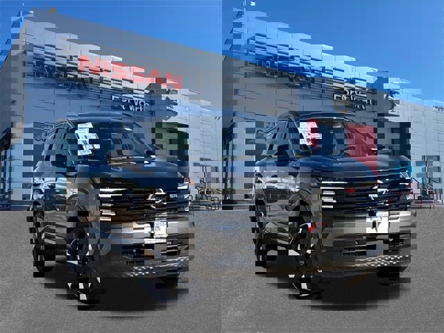 New 2026 Nissan Kicks SR w/ SR Premium Package