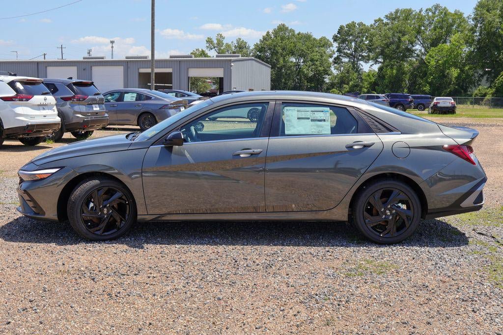 New 2026 Hyundai Elantra SEL Sport Premium FWD image 27