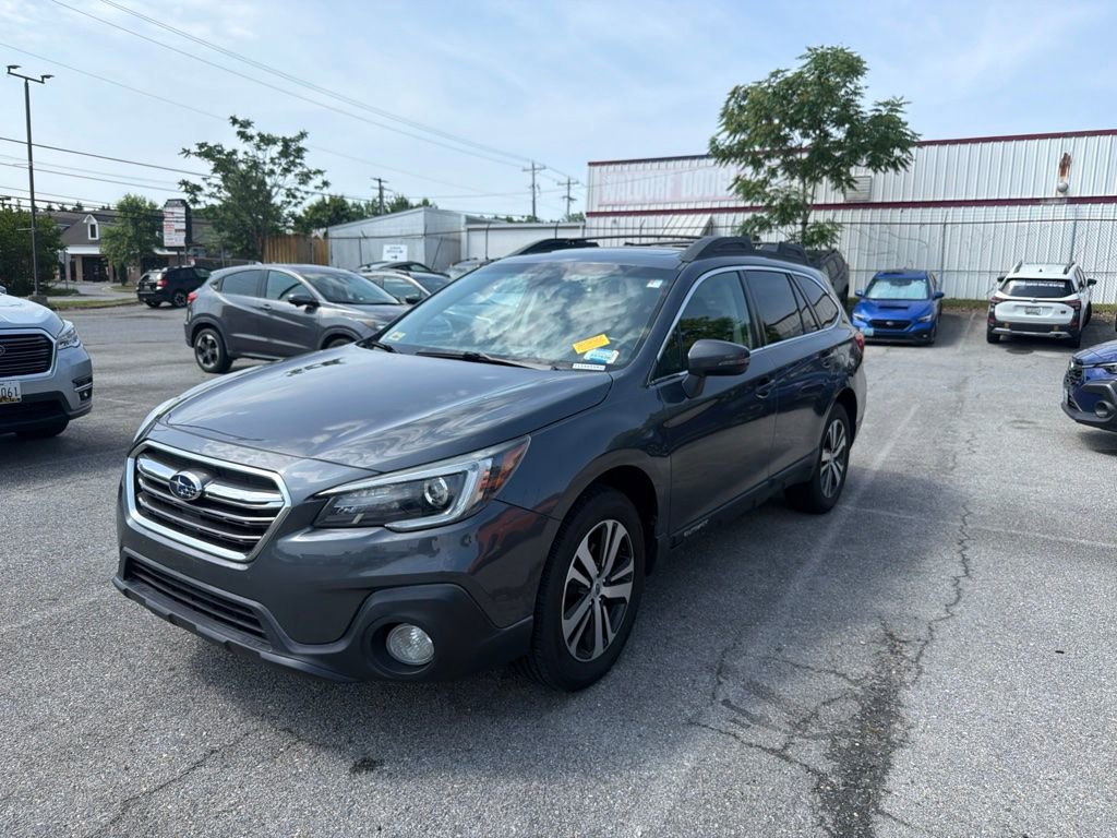 Used 2018 Subaru Outback 2.5i Limited AWD/4WD image 3