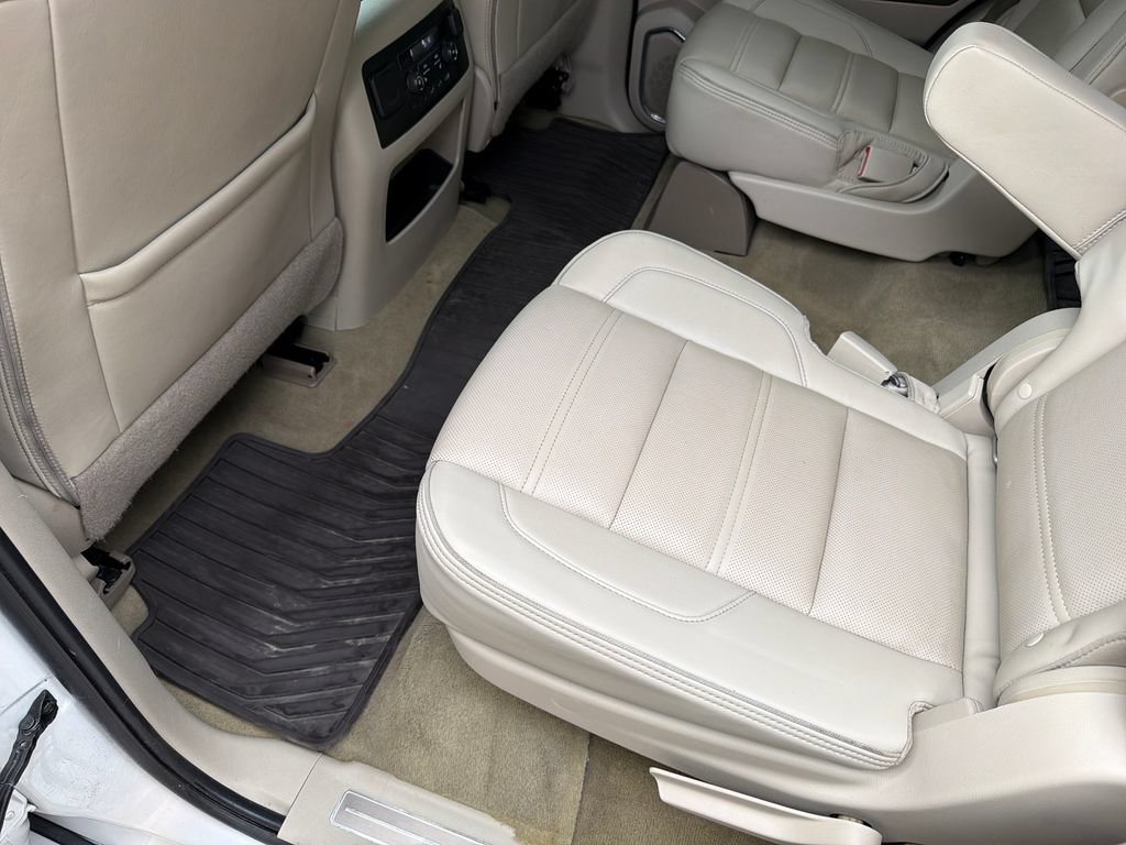 Used 2018 GMC Yukon Denali w/ Open Road Package RWD image 35