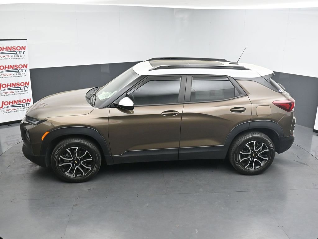 Used 2021 Chevrolet TrailBlazer ACTIV w/ Sun and Liftgate Package AWD/4WD image 13