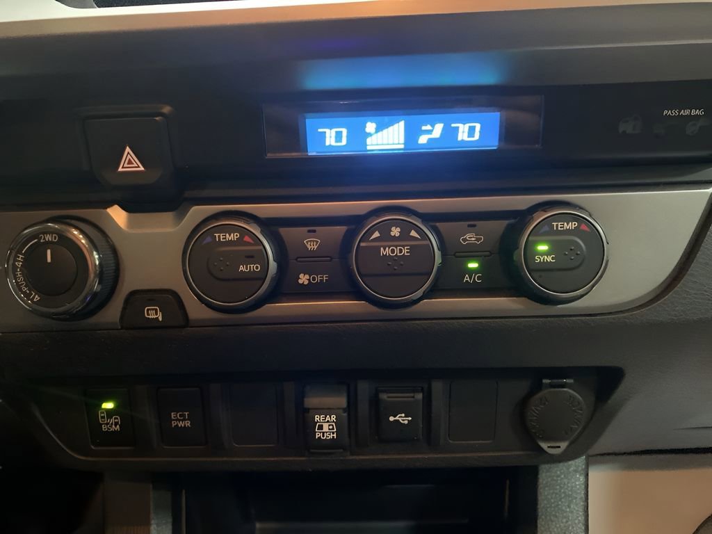 Used 2022 Toyota Tacoma SR5 image 21