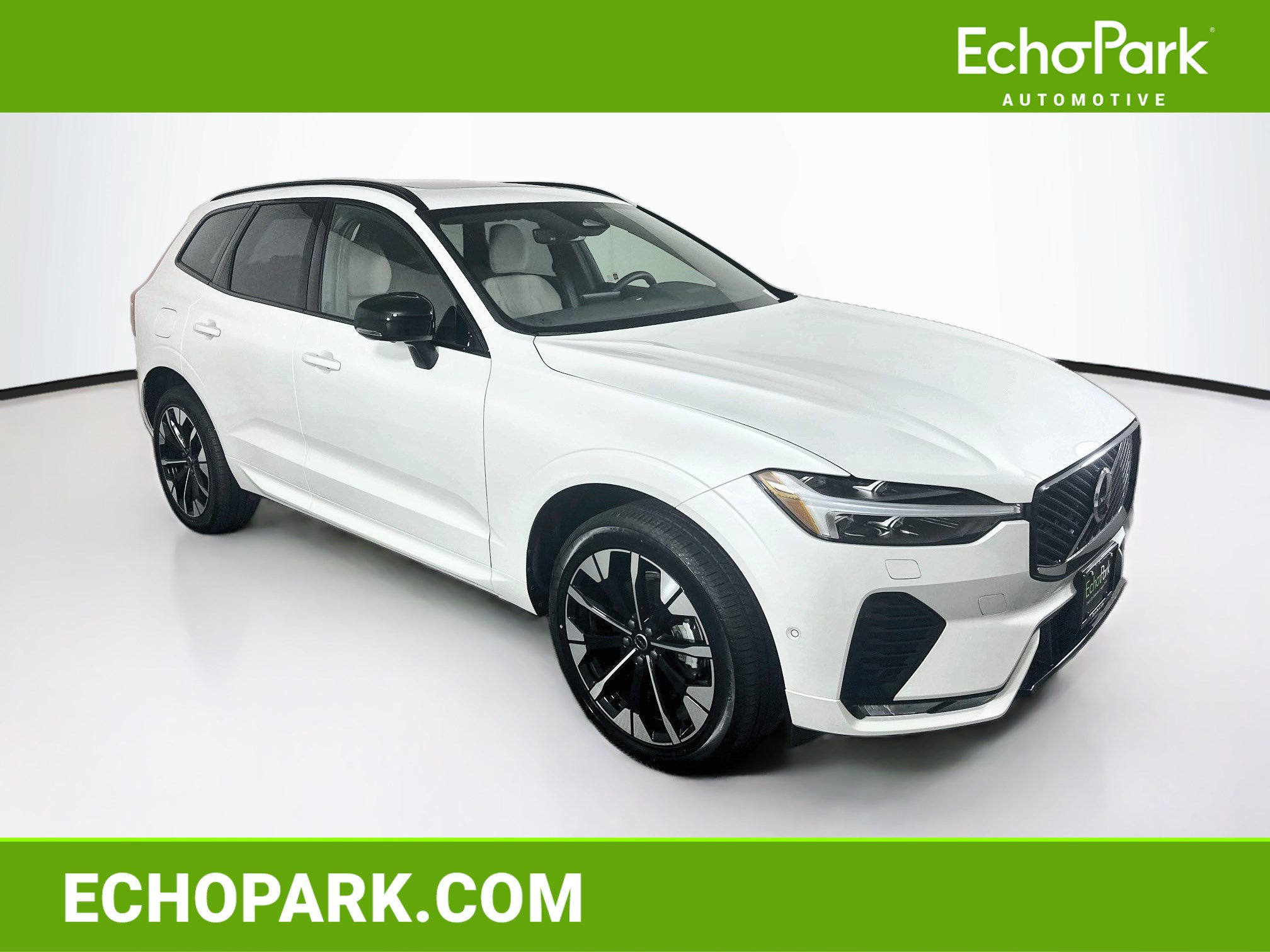 Used 2026 Volvo XC60 B5 Plus AWD/4WD image 1