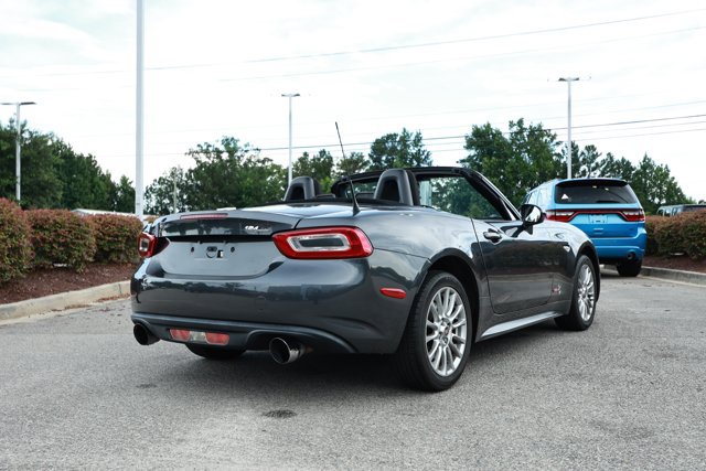 Used 2017 FIAT 124 Spider Classica RWD image 6