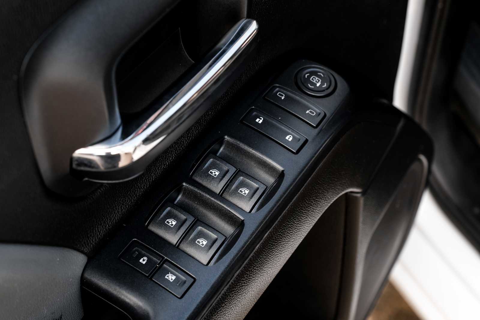 Used 2017 Chevrolet Silverado 1500 Custom w/ Rally 1 Edition AWD/4WD image 41