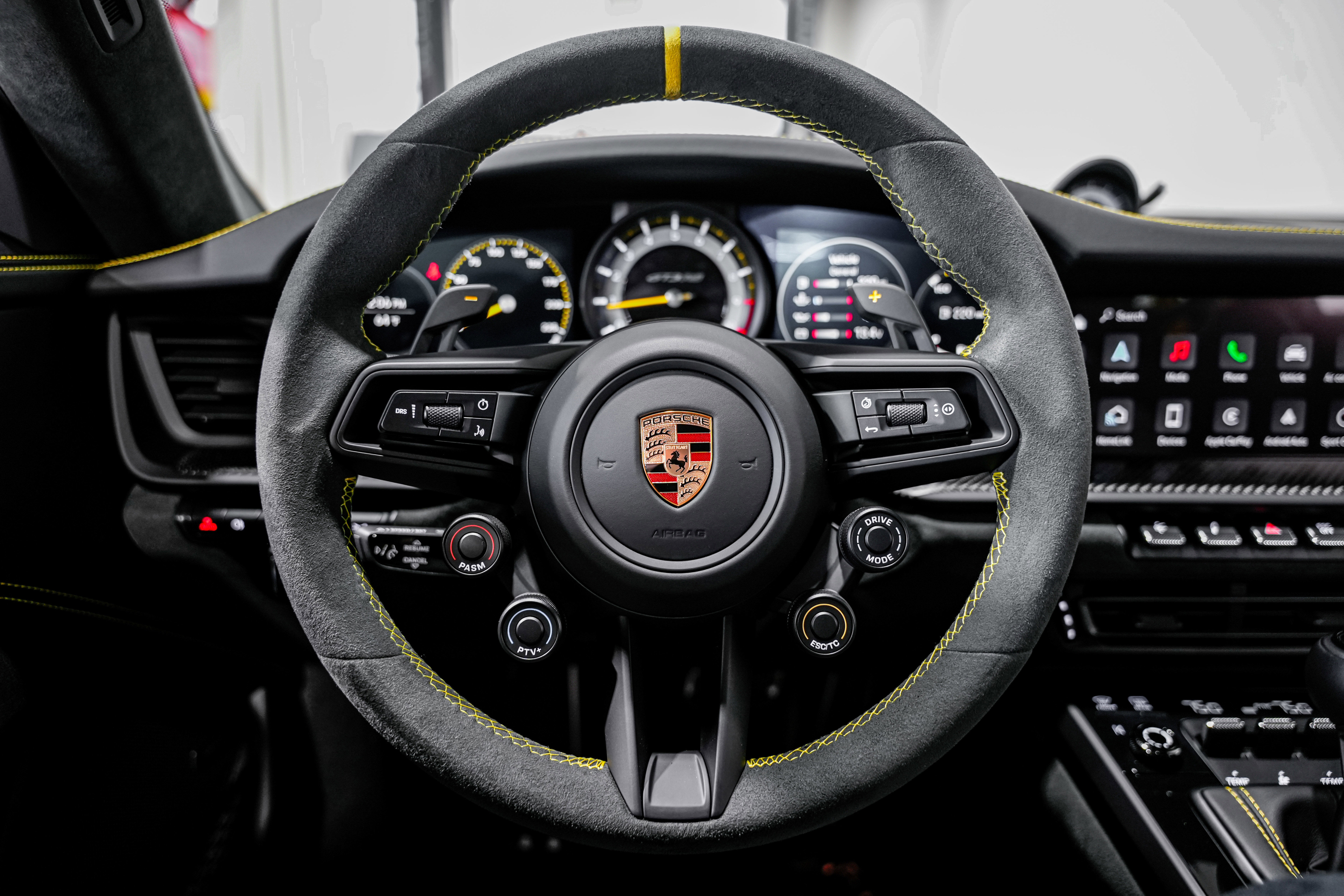 Used 2025 Porsche 911 GT3 RS image 10