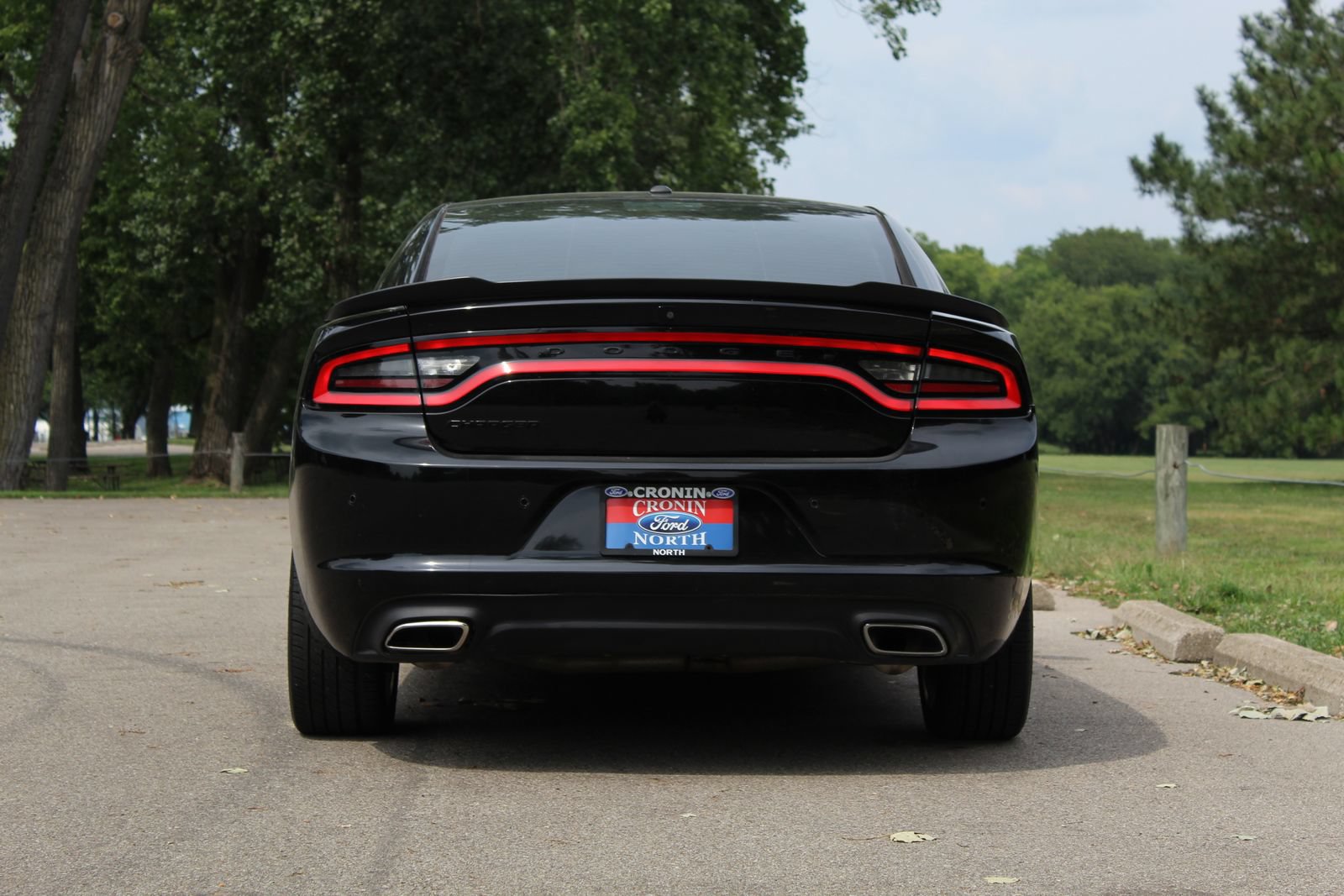 Used 2020 Dodge Charger SXT w/ Blacktop Package RWD image 6