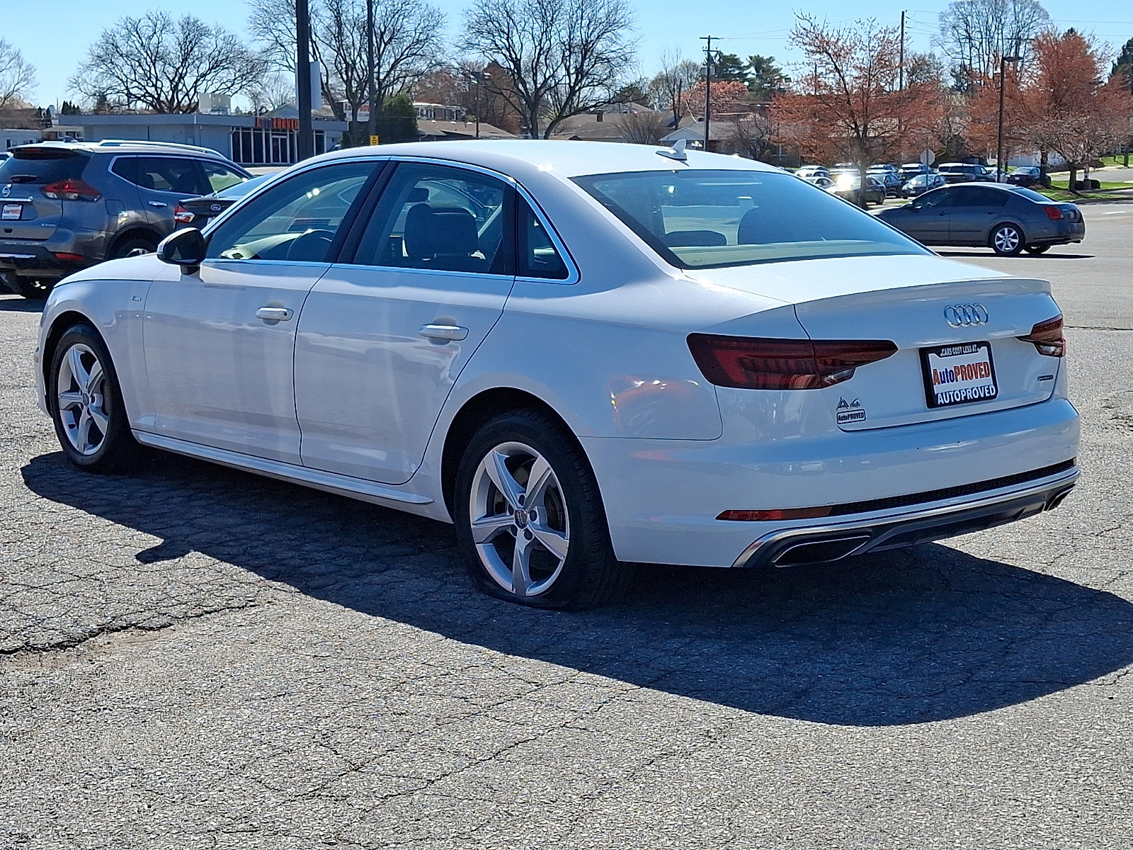 Used 2019 Audi A4 2.0T Premium w/ Convenience Package image 4
