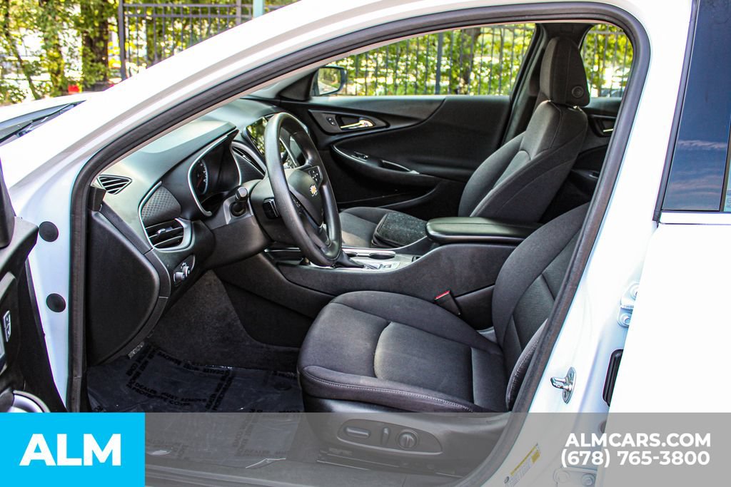 Used 2024 Chevrolet Malibu LT FWD image 16