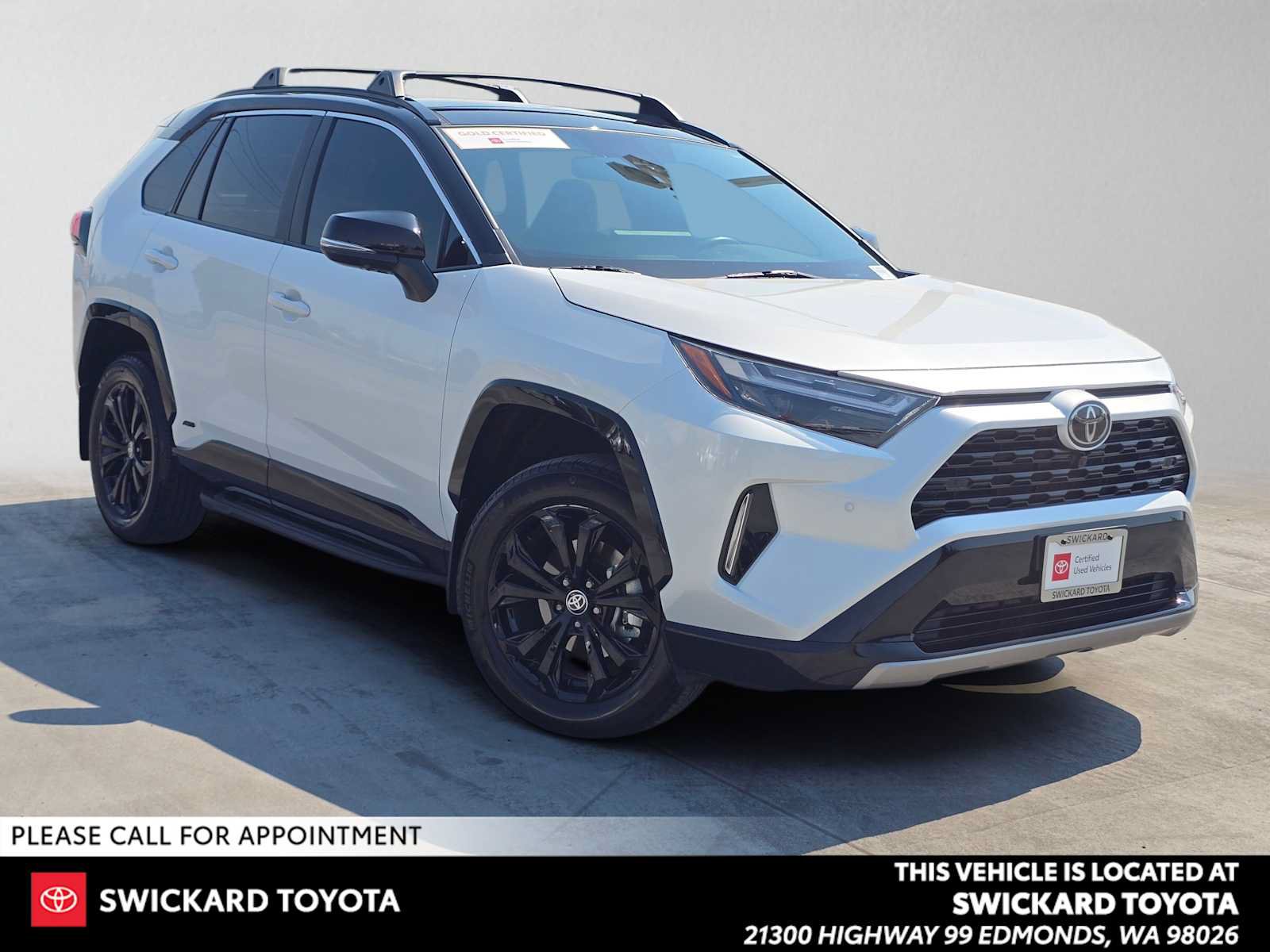 Certified 2025 Toyota RAV4 XSE w/ Advanced Technology Package AWD/4WD image 1