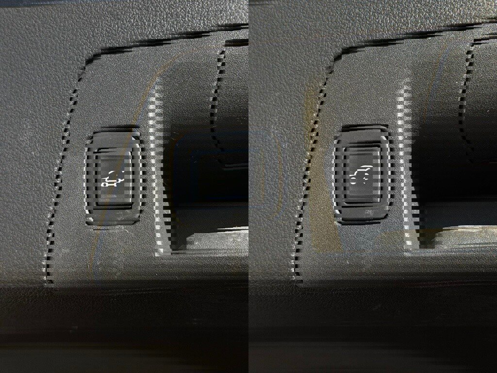 Used 2023 Buick Envision Essence image 28