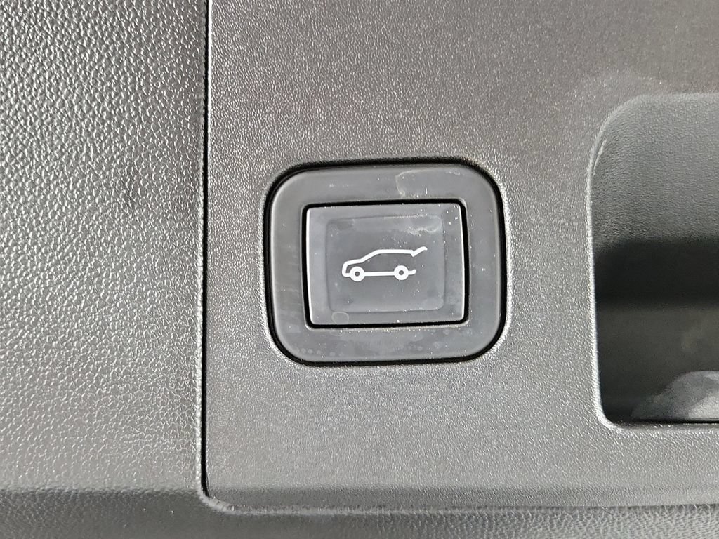Used 2020 Cadillac XT5 Premium Luxury FWD image 9