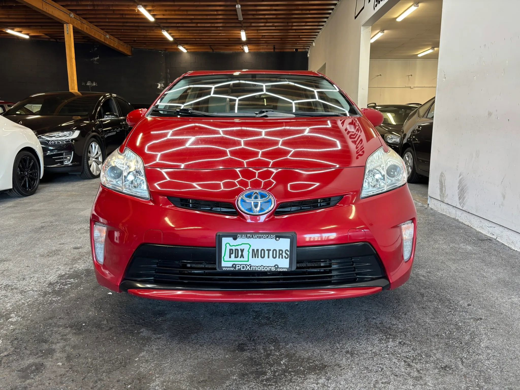 Used 2014 Toyota Prius Four FWD image 2