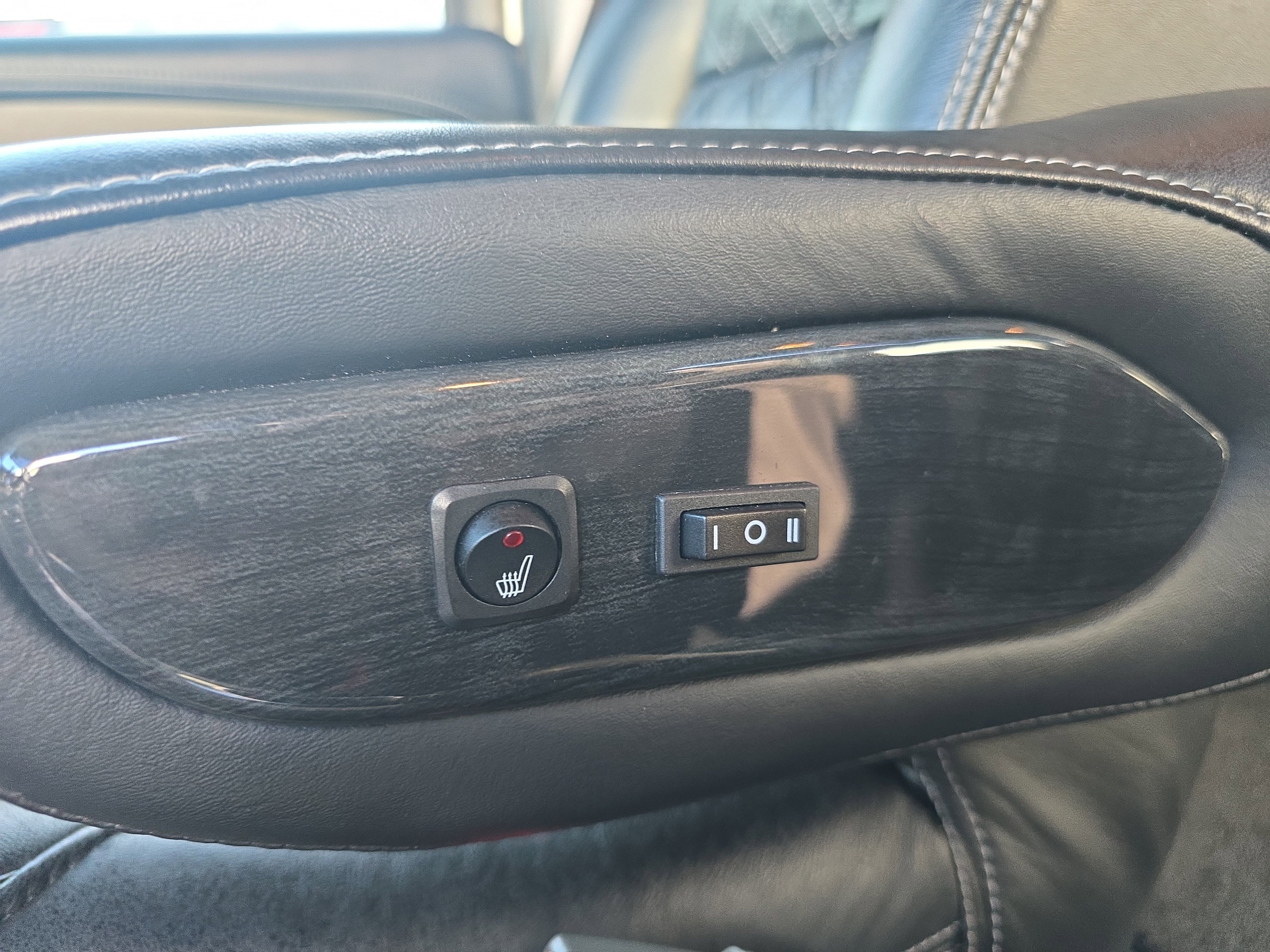 Used 2021 Chevrolet Express 2500 LS w/ Enhanced Convenience Package image 17