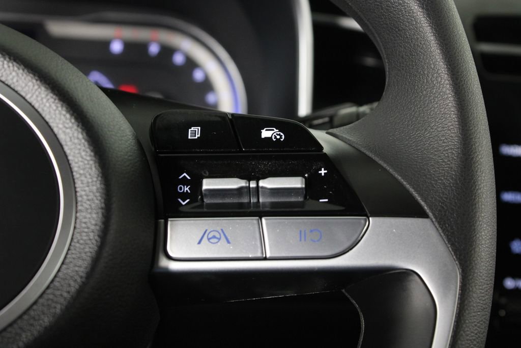 Certified 2024 Hyundai Santa Cruz SE image 25