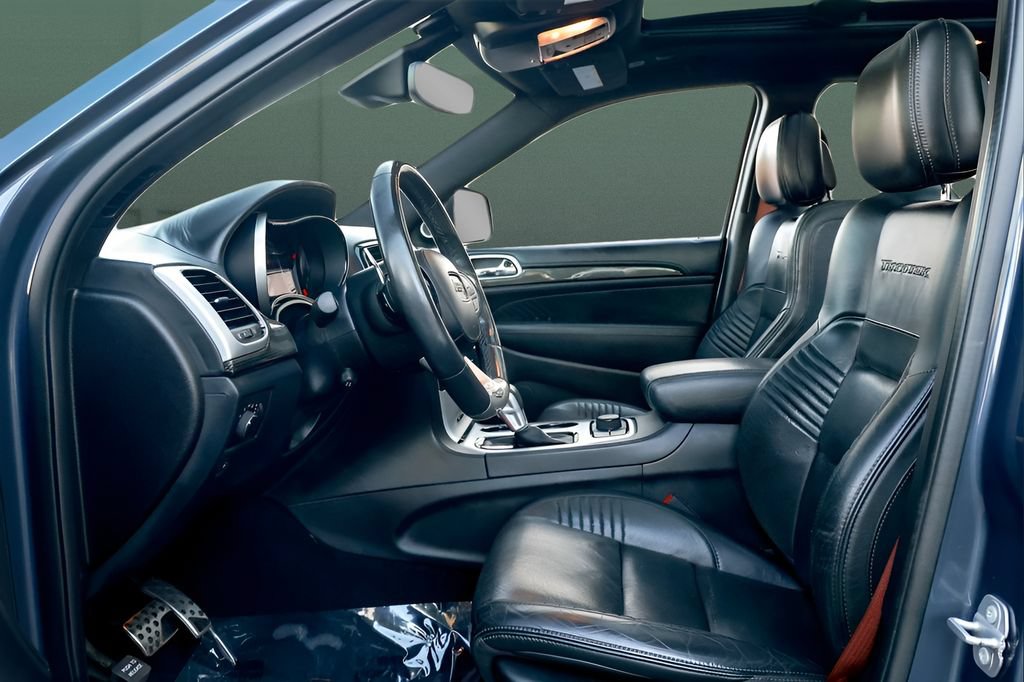 Used 2020 Jeep Grand Cherokee Trackhawk AWD/4WD image 19