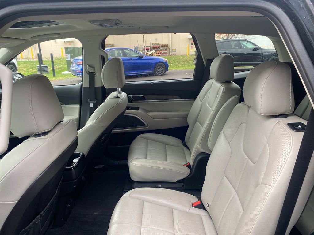 Certified 2021 Kia Telluride EX w/ EX Premium Package image 30