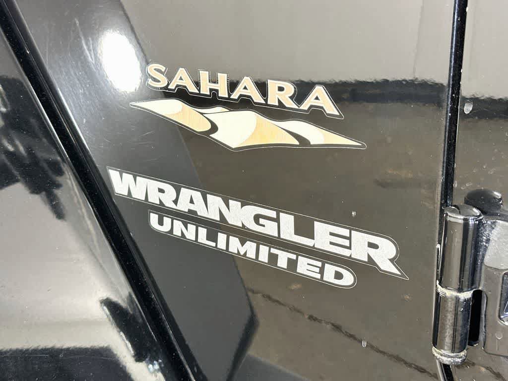 Used 2012 Jeep Wrangler Unlimited Sahara w/ Trailer Tow Group AWD/4WD image 7