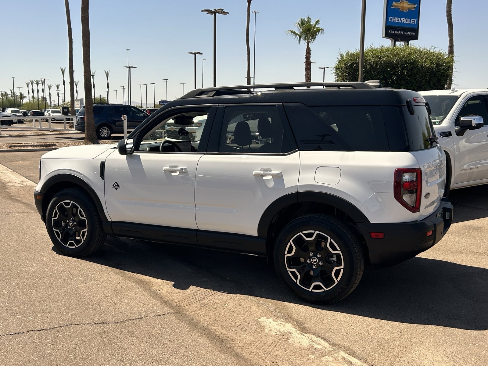 Used 2025 Ford Bronco Sport Outer Banks AWD/4WD image 3