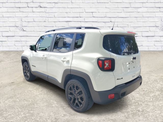 Used 2023 Jeep Renegade Altitude AWD/4WD image 2
