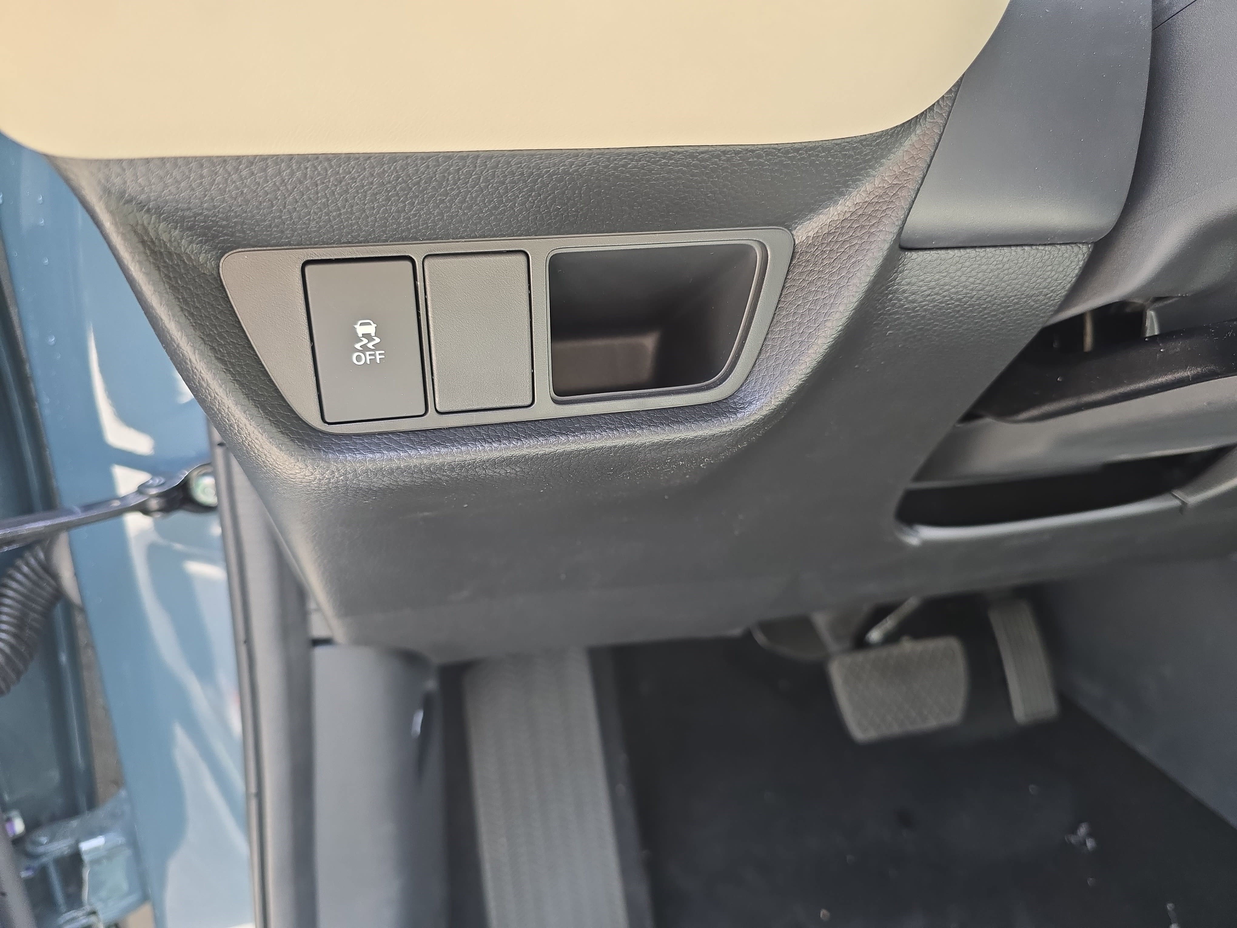 New 2026 Honda HR-V LX image 30