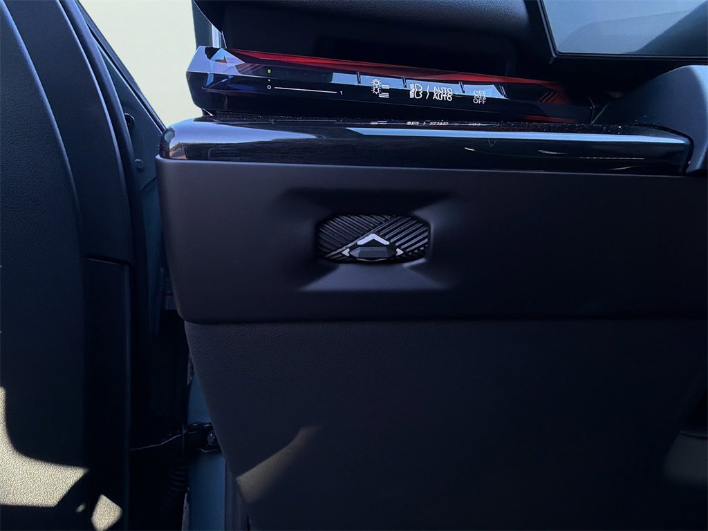 Used 2026 BMW 540i xDrive image 25