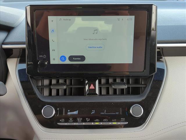 Used 2025 Toyota Corolla Cross L image 12