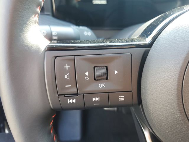 Certified 2025 Nissan Kicks SR w/ SR Premium Package image 21