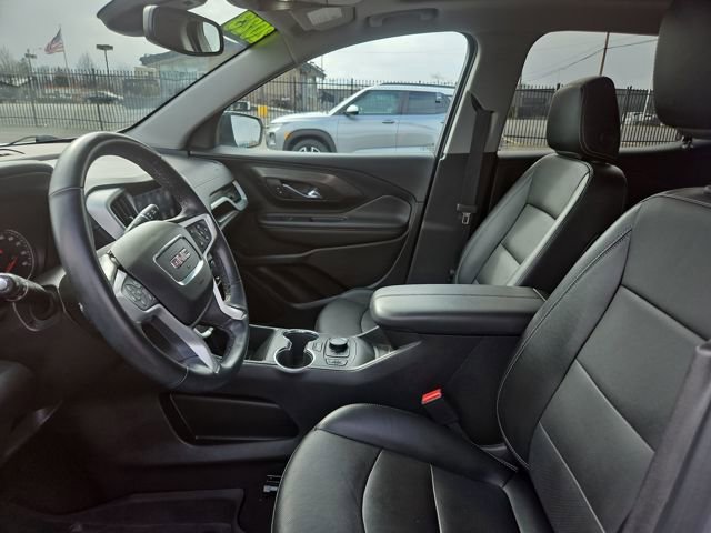 Used 2023 GMC Terrain SLT w/ Tech Package image 10