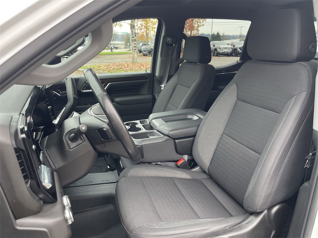 Used 2022 GMC Sierra 1500 Elevation w/ LPO, Elevation Black Package image 19