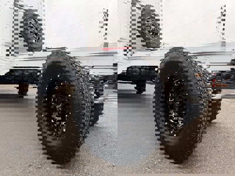 Used 2023 Mercedes-Benz Sprinter 3500 image 9