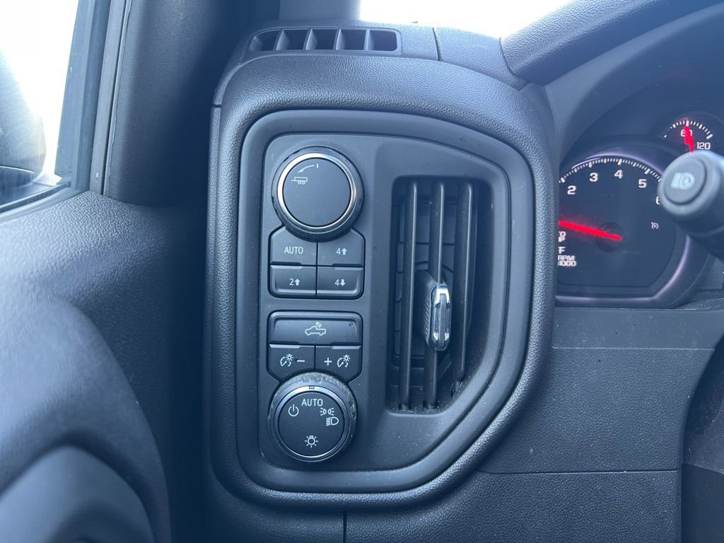 Used 2024 Chevrolet Silverado 1500 Custom Trail Boss image 16