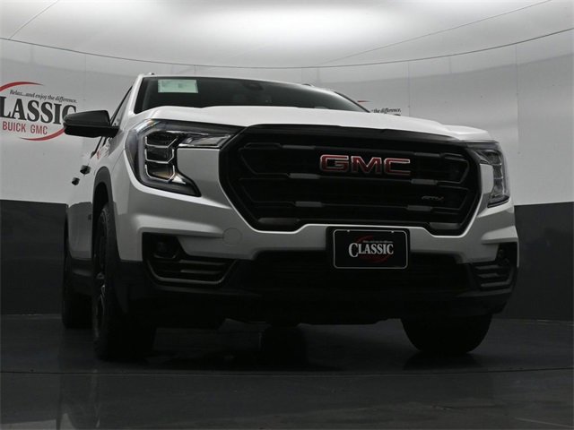 Used 2022 GMC Terrain AT4 w/ Infotainment Package II image 27
