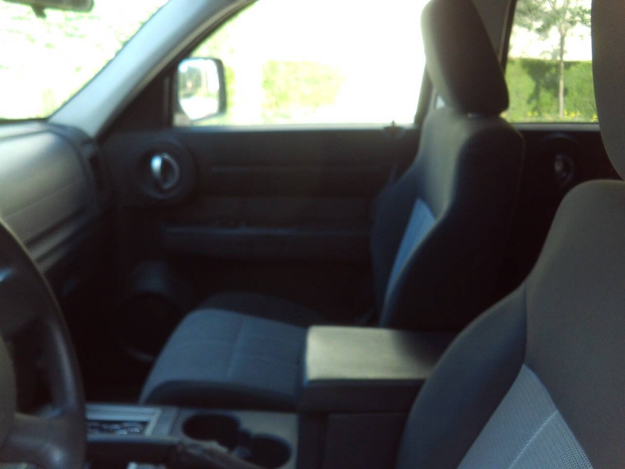 Used 2009 Dodge Nitro SE AWD/4WD image 19