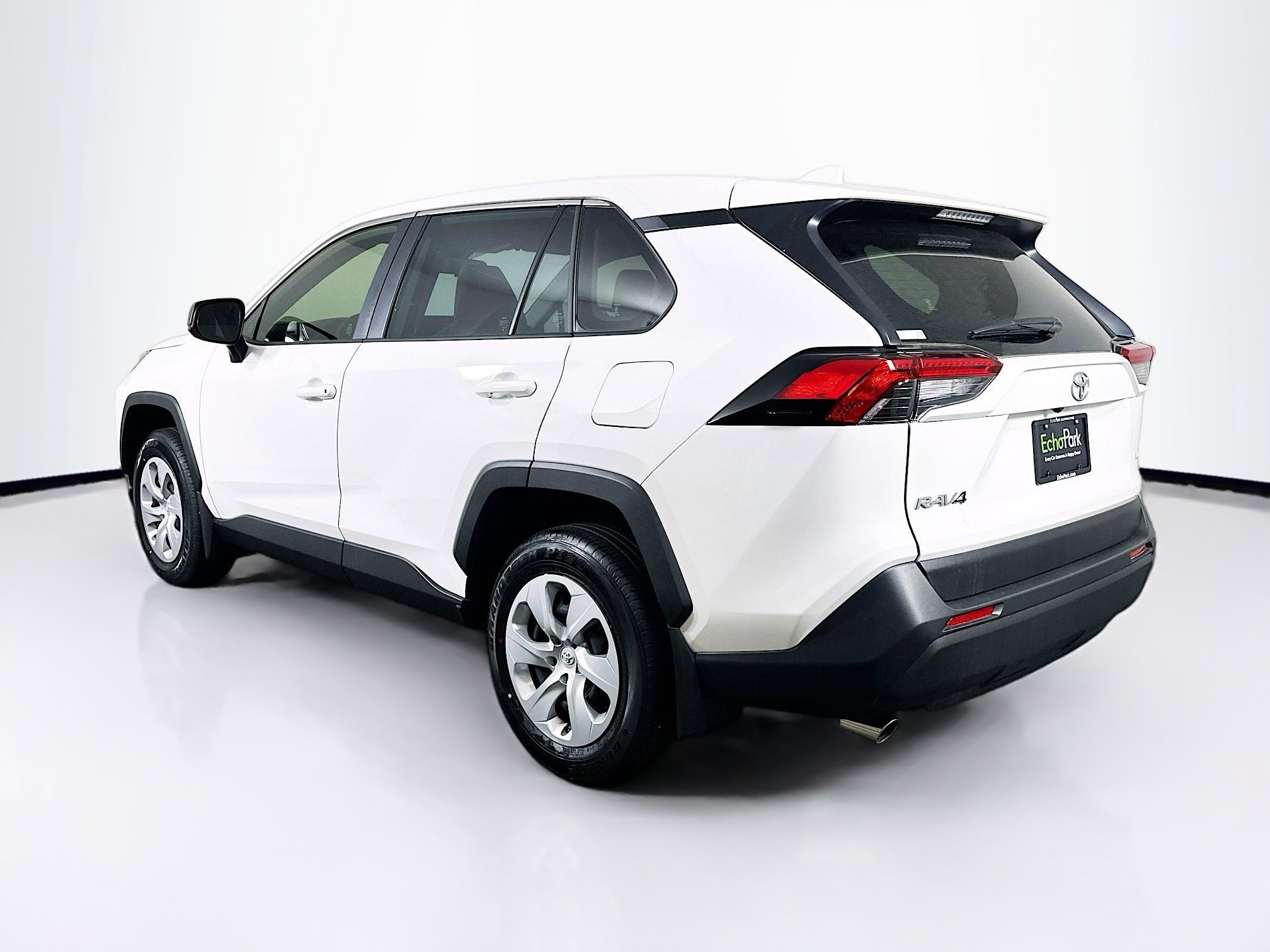 Used 2025 Toyota RAV4 LE image 5