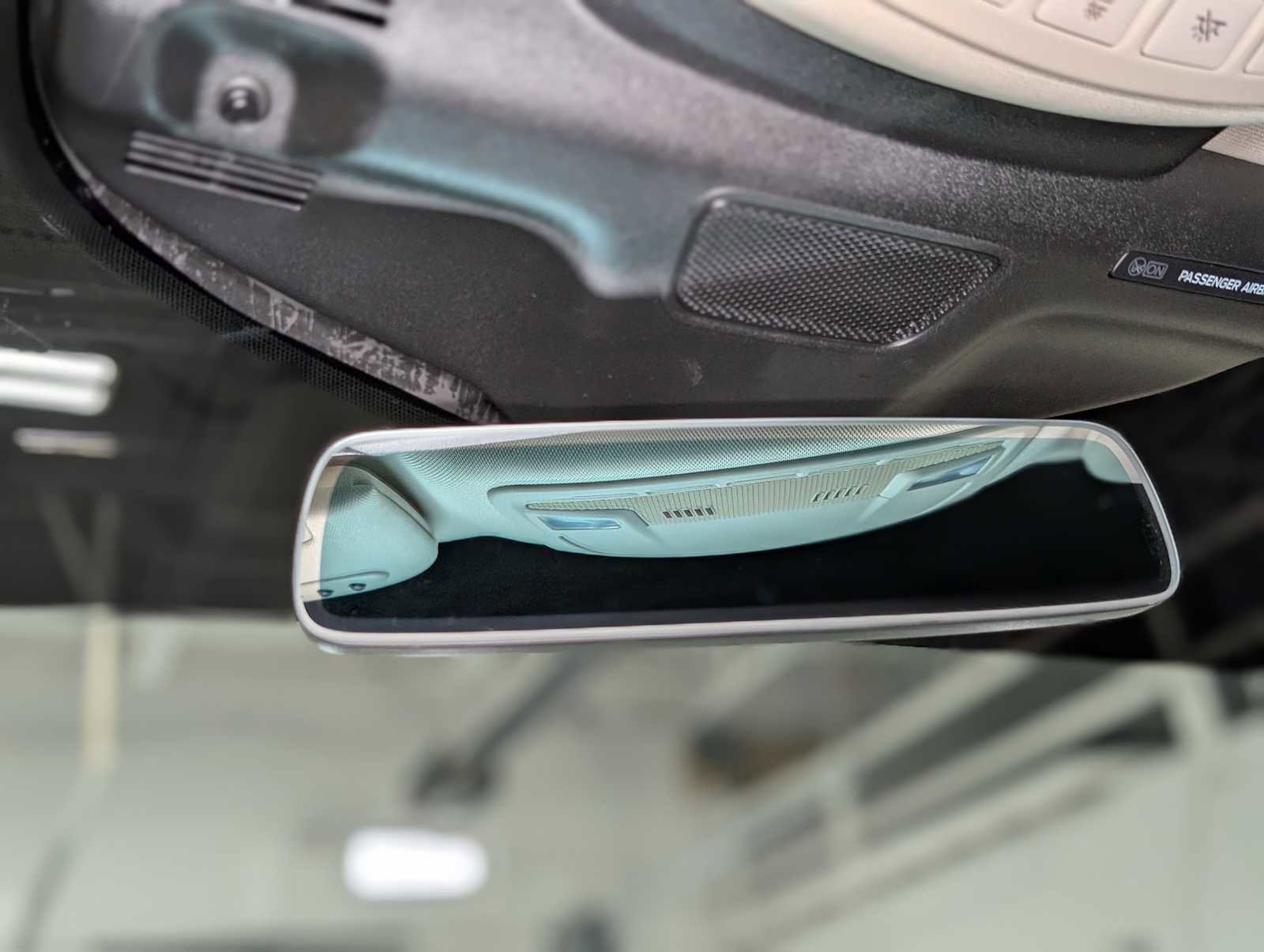 Certified 2023 Lincoln Nautilus AWD w/ Premium Package image 32