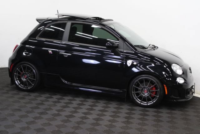 Used 2017 FIAT 500 Abarth w/ Popular Equipment Package FWD image 4
