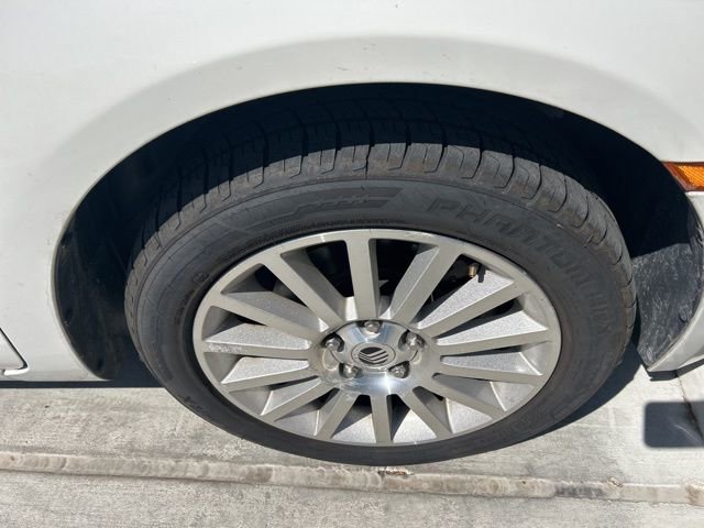 Used 2009 Mercury Milan Premier image 4