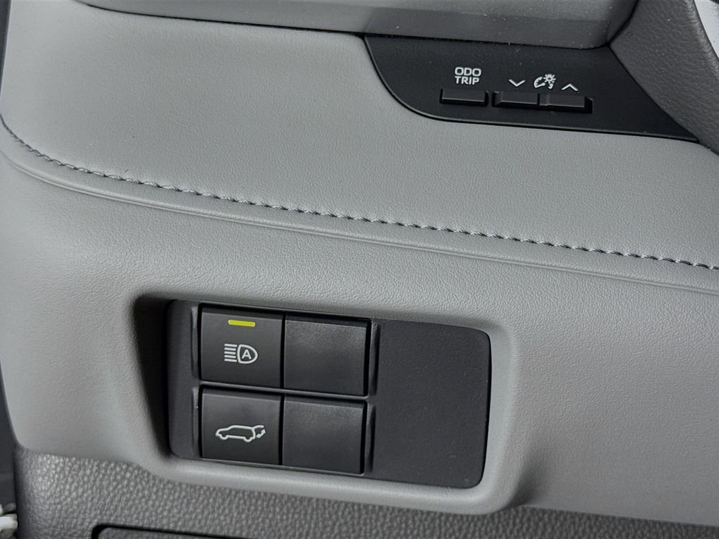New 2026 Toyota Highlander XLE AWD/4WD image 14