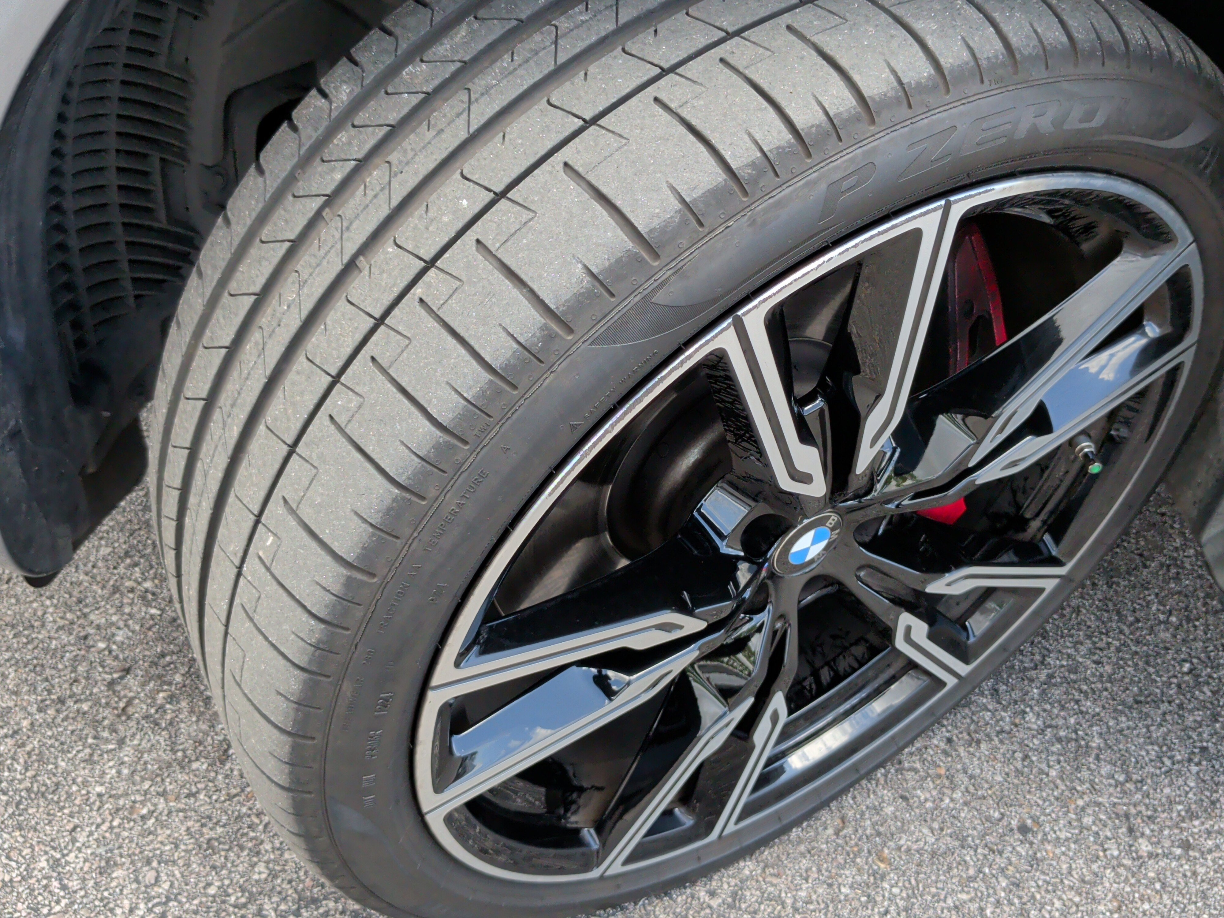 Certified 2025 BMW X6 M60i AWD/4WD image 14