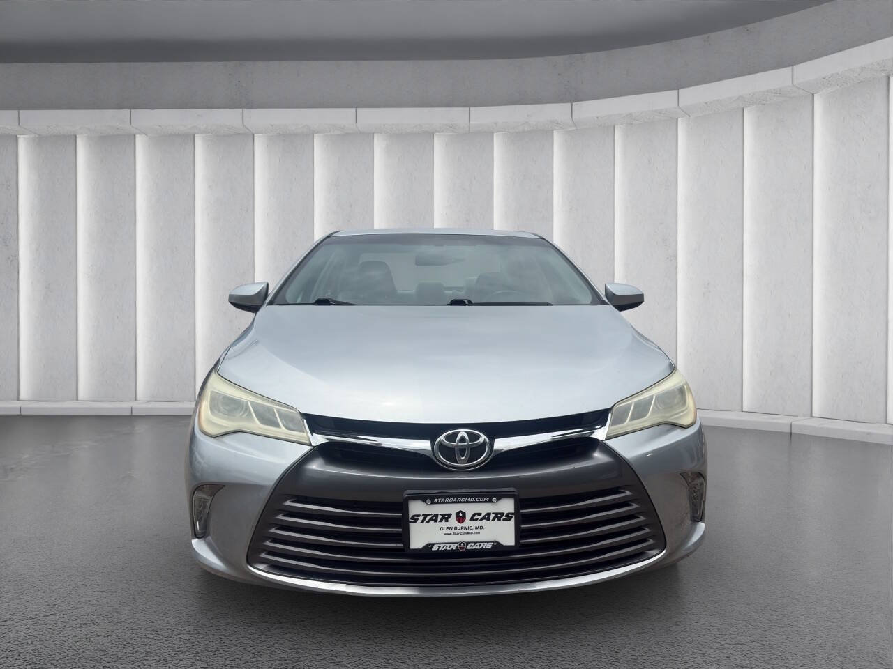 Used 2016 Toyota Camry XLE FWD image 8