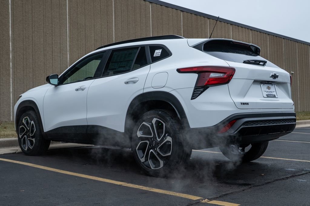 New 2026 Chevrolet Trax RS image 4
