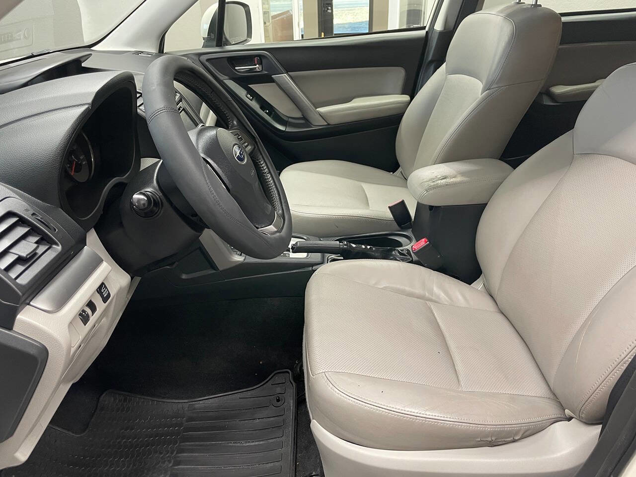 Used 2015 Subaru Forester 2.5i Limited image 14