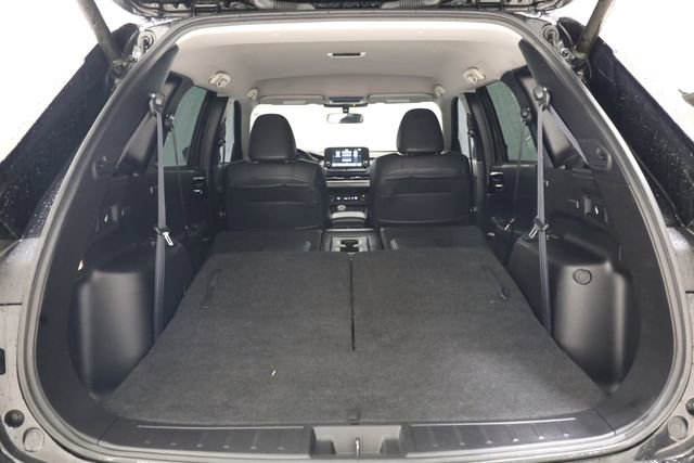 Used 2023 Mitsubishi Outlander SE image 33