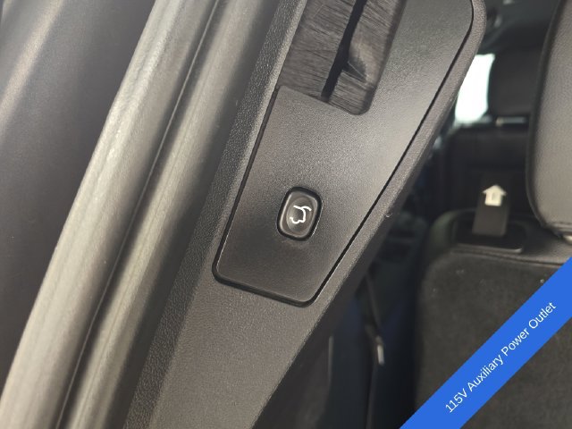 Used 2016 Dodge Grand Caravan R/T FWD image 17