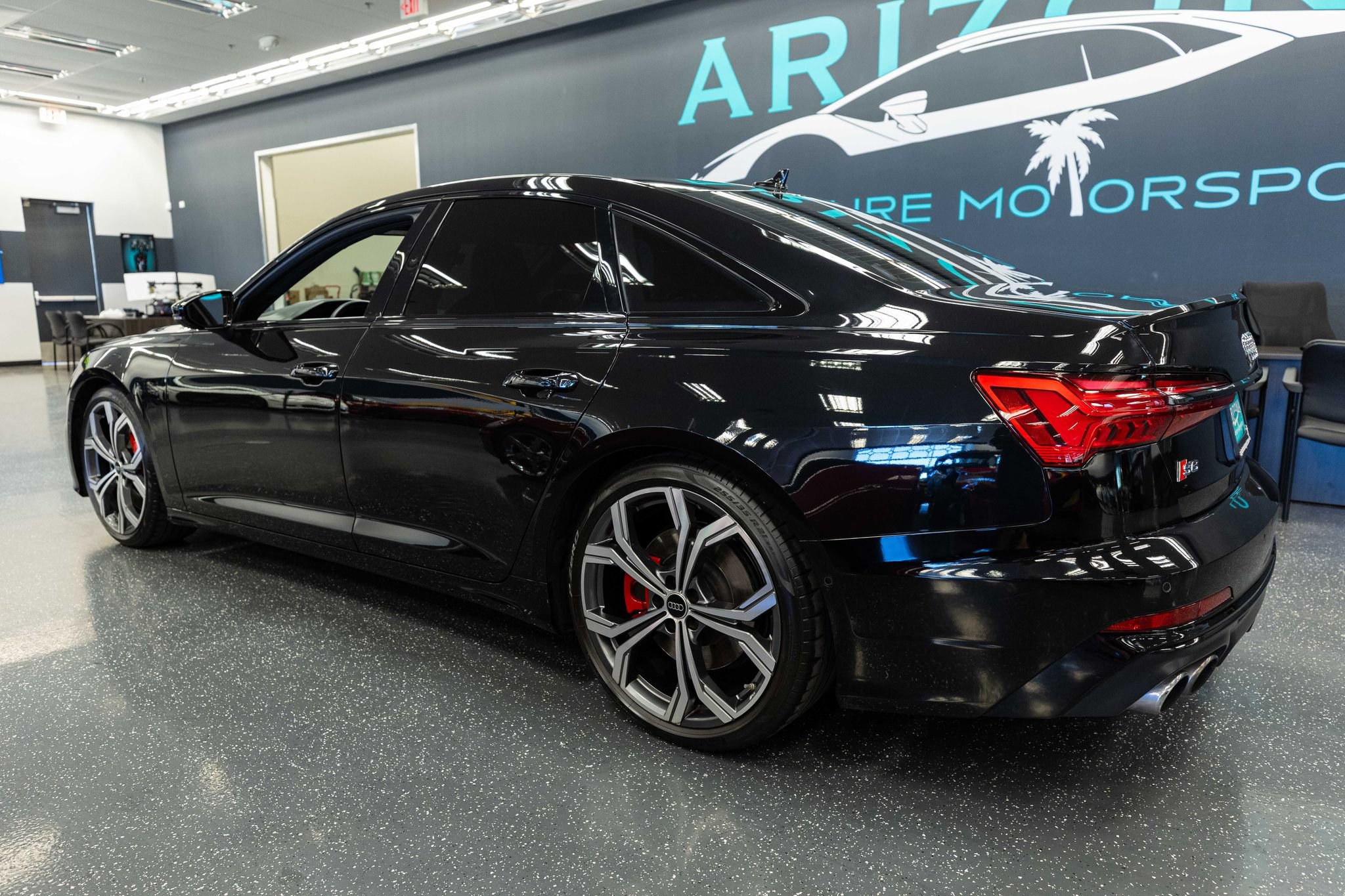 Used 2024 Audi S6 Prestige AWD/4WD image 9