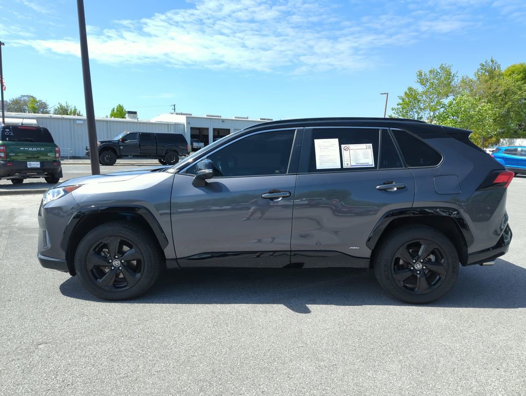 Used 2020 Toyota RAV4 XSE w/ XSE Grade Weather Package AWD/4WD image 4