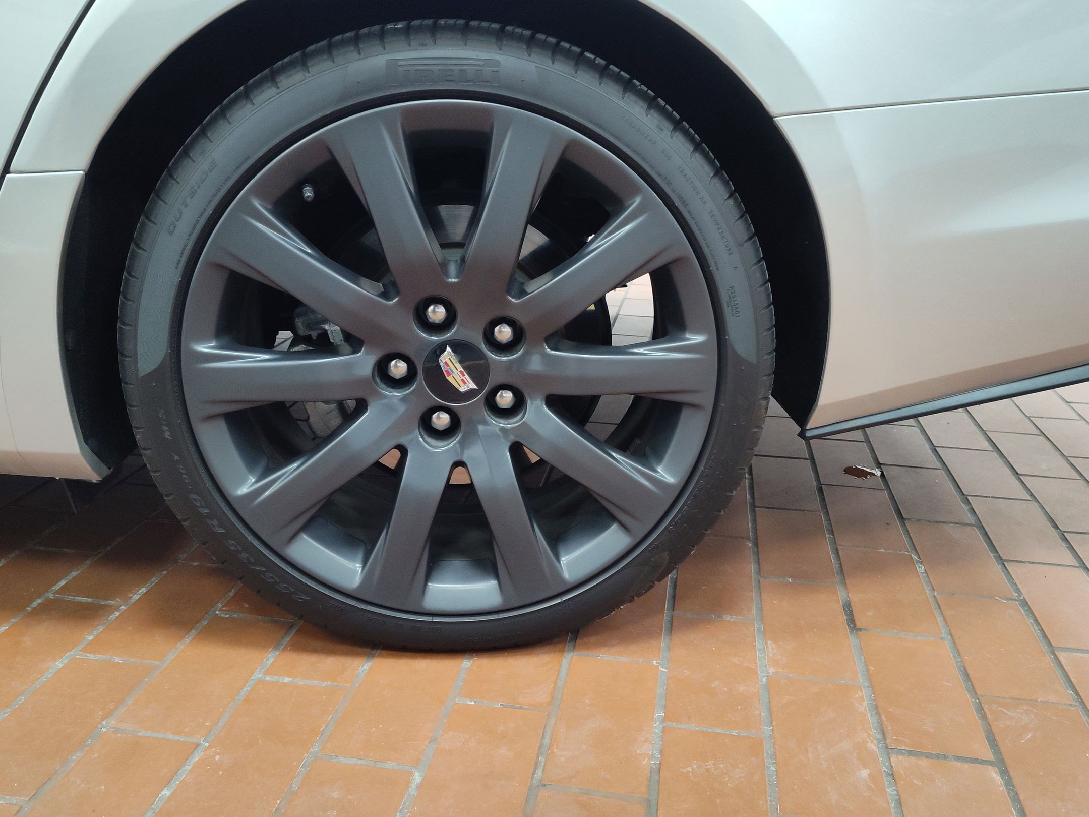 Used 2019 Cadillac CTS Luxury image 18