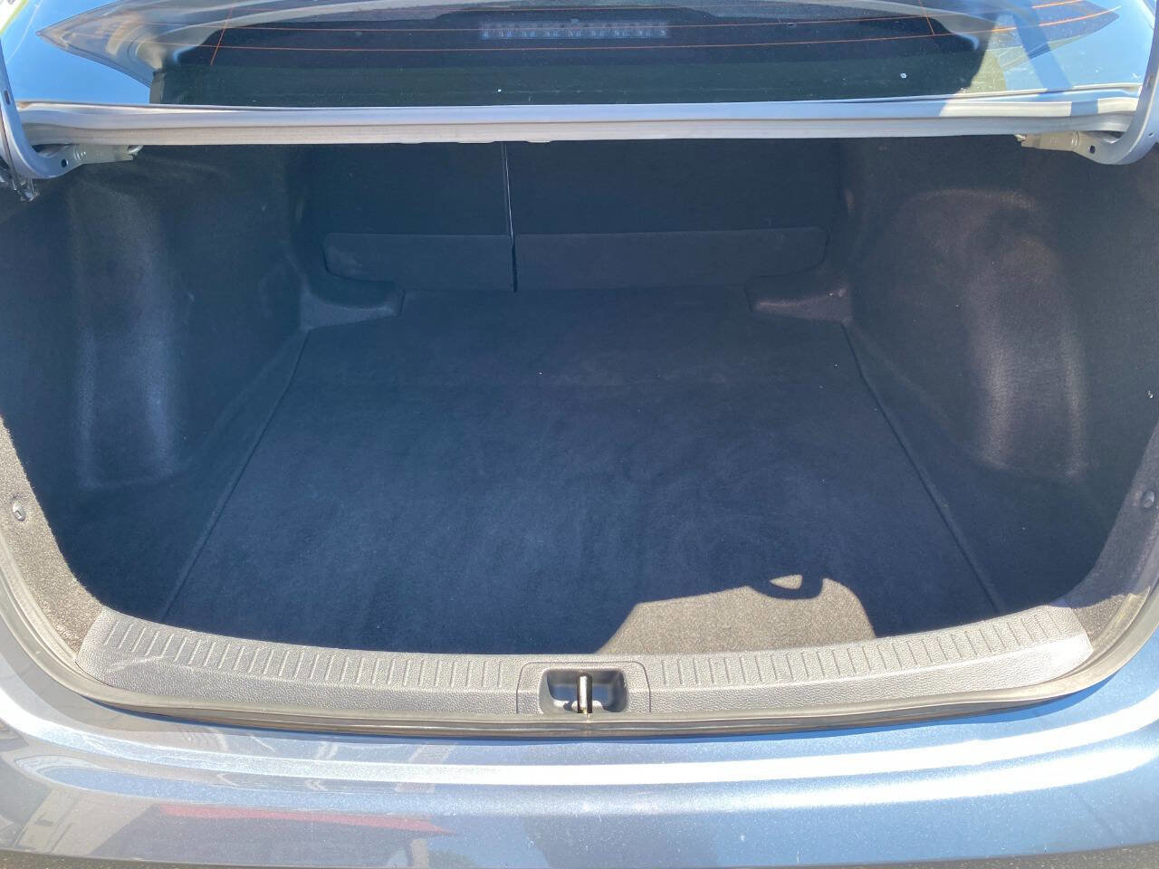 Used 2020 Toyota Corolla L FWD image 24